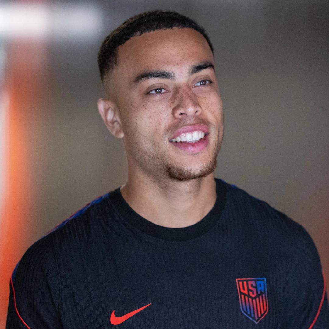 Sergiño Dest Answers 26 Questions
