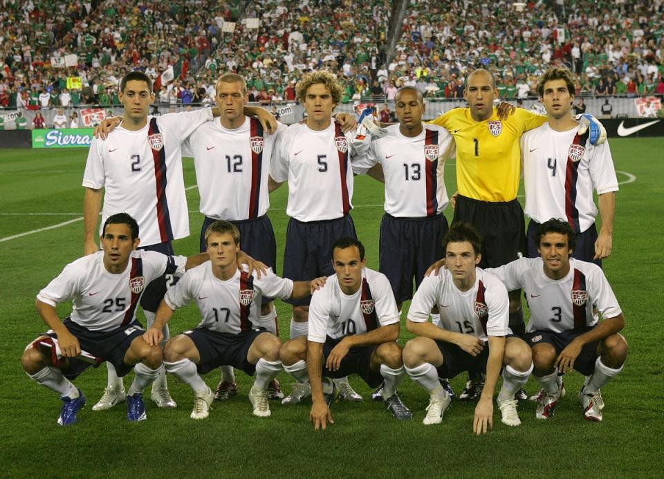 The USA pose for a team photo prior to playing Mexico in an international match on February 7, 2007 at the University of Phoenix Stadium in Glendale, Arizona. (Photo by Stephen Dunn/Getty Images)