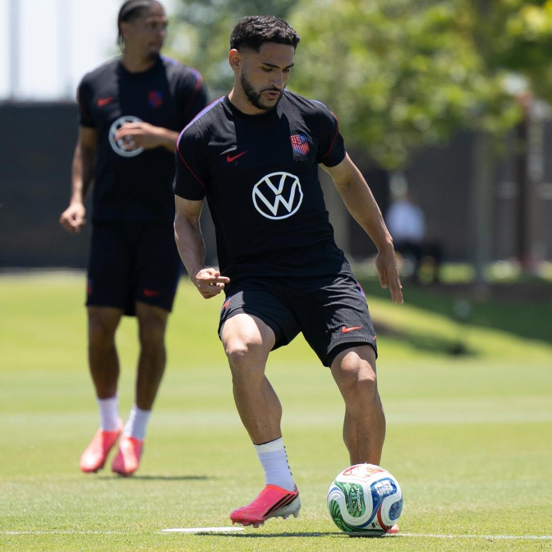 Seattleite Cristian Roldan Ready to Welcome the World to the Emerald City