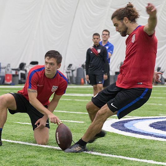 BTC US MNT Trains at Tennessee Titans Bubble