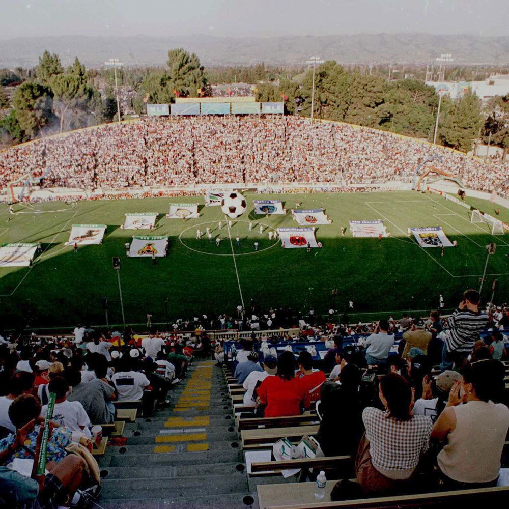 26 USMNT Moments, Past to Present: A League Is Born
