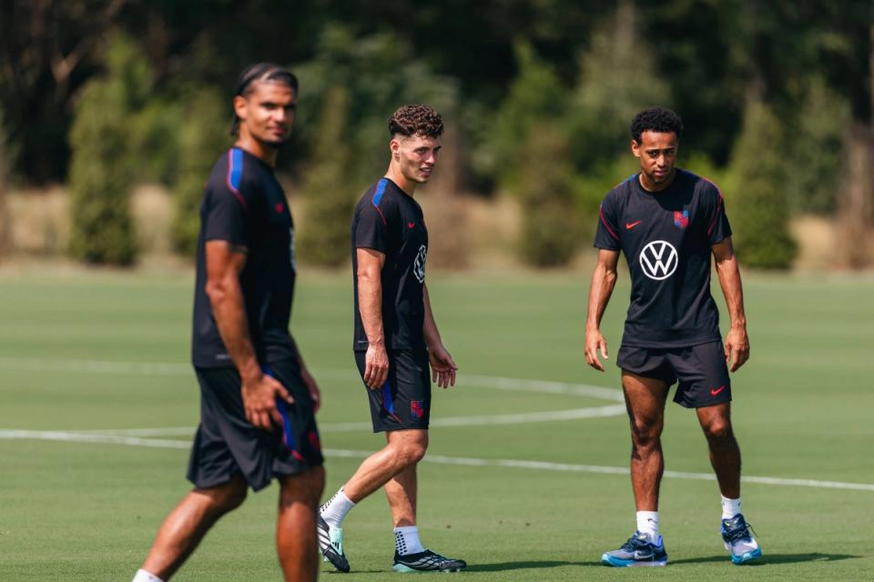 Miles Robinson (left), Sebastian Berhalter (middle) and Tyler Adams (right) at USMNT training at the Arthur M. Blank U.S. Soccer National Training Center (Photo by: Taylor Banner/U.S. Soccer)
