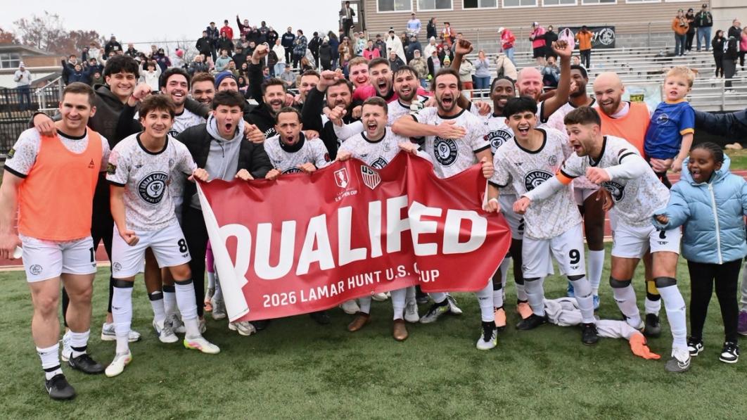 BOHFS St. Louis following its Fourth Qualifying Round victory against Chicago House AC