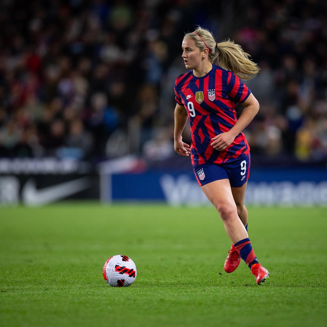 MAKING THE CASE Lindsey Horan for BioSteel US Soccer Female Player of the Year