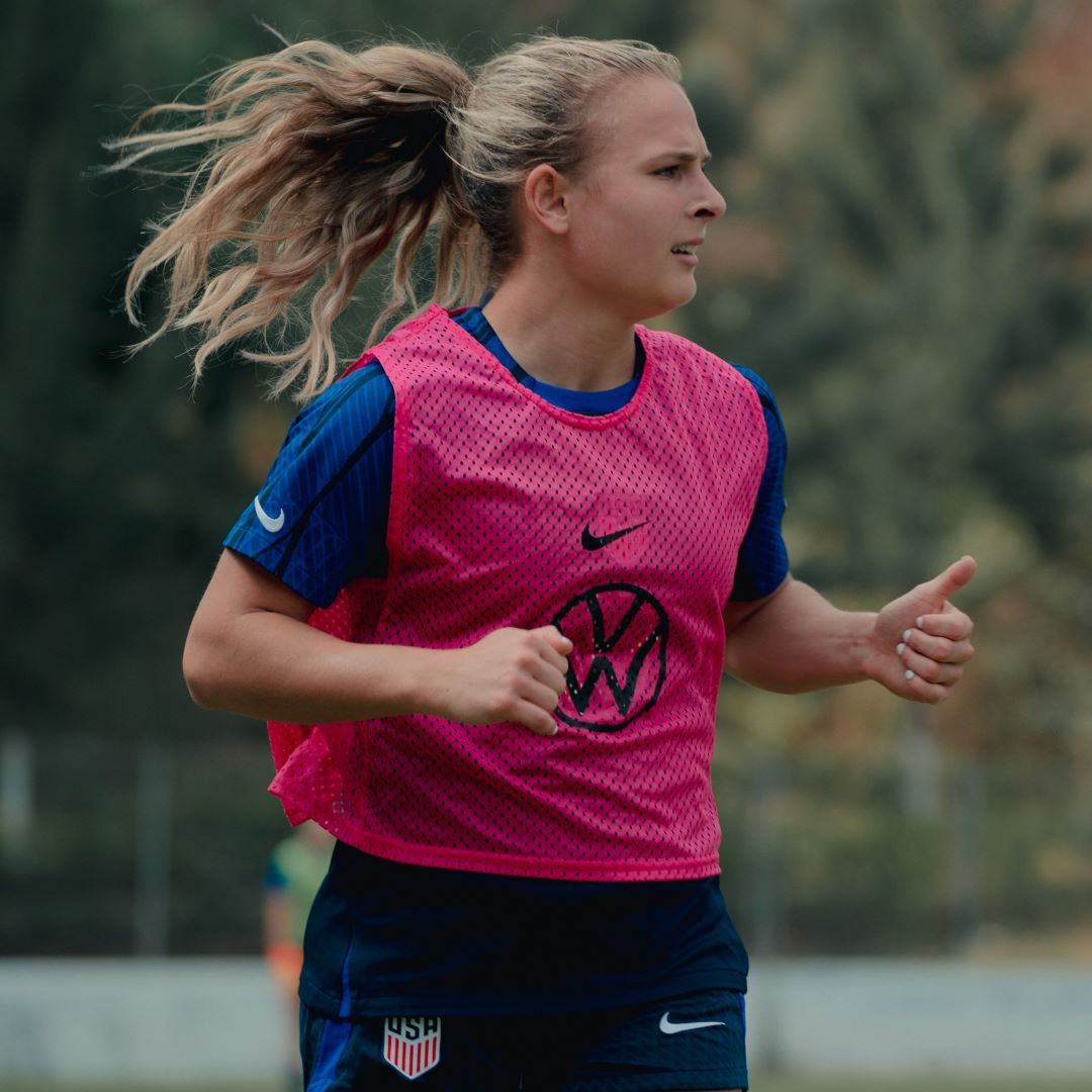 katie scott the u 17 wynts swiss army knife