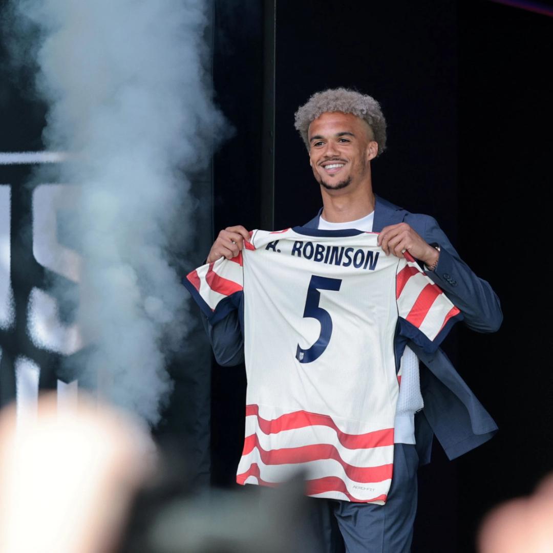 Antonee "Jedi" Robinson Answers 26 Questions After Recovery Training