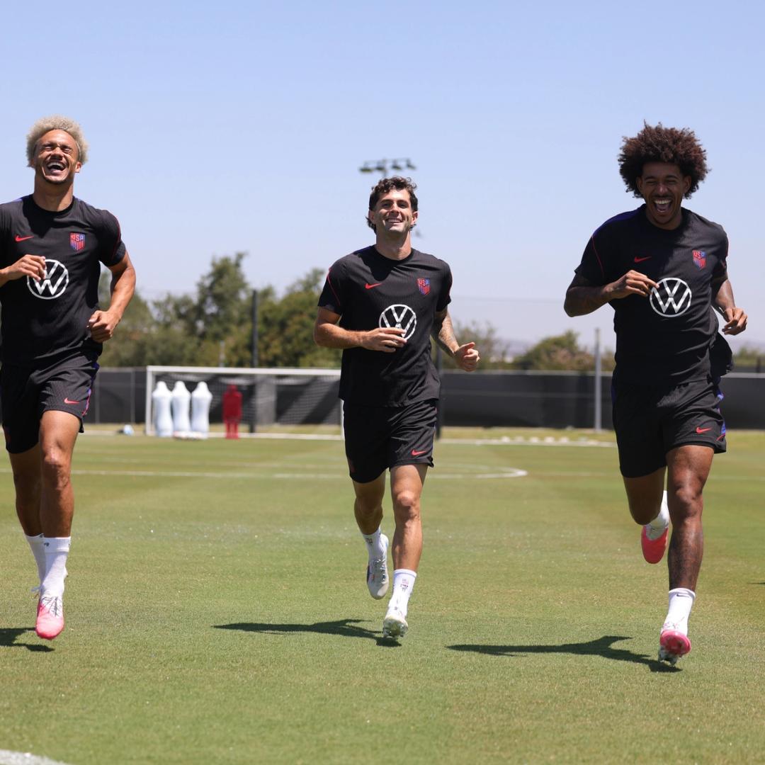 Pulisic, Richards, McKenzie Approaching Match Against Türkiye with Familiar Intensity