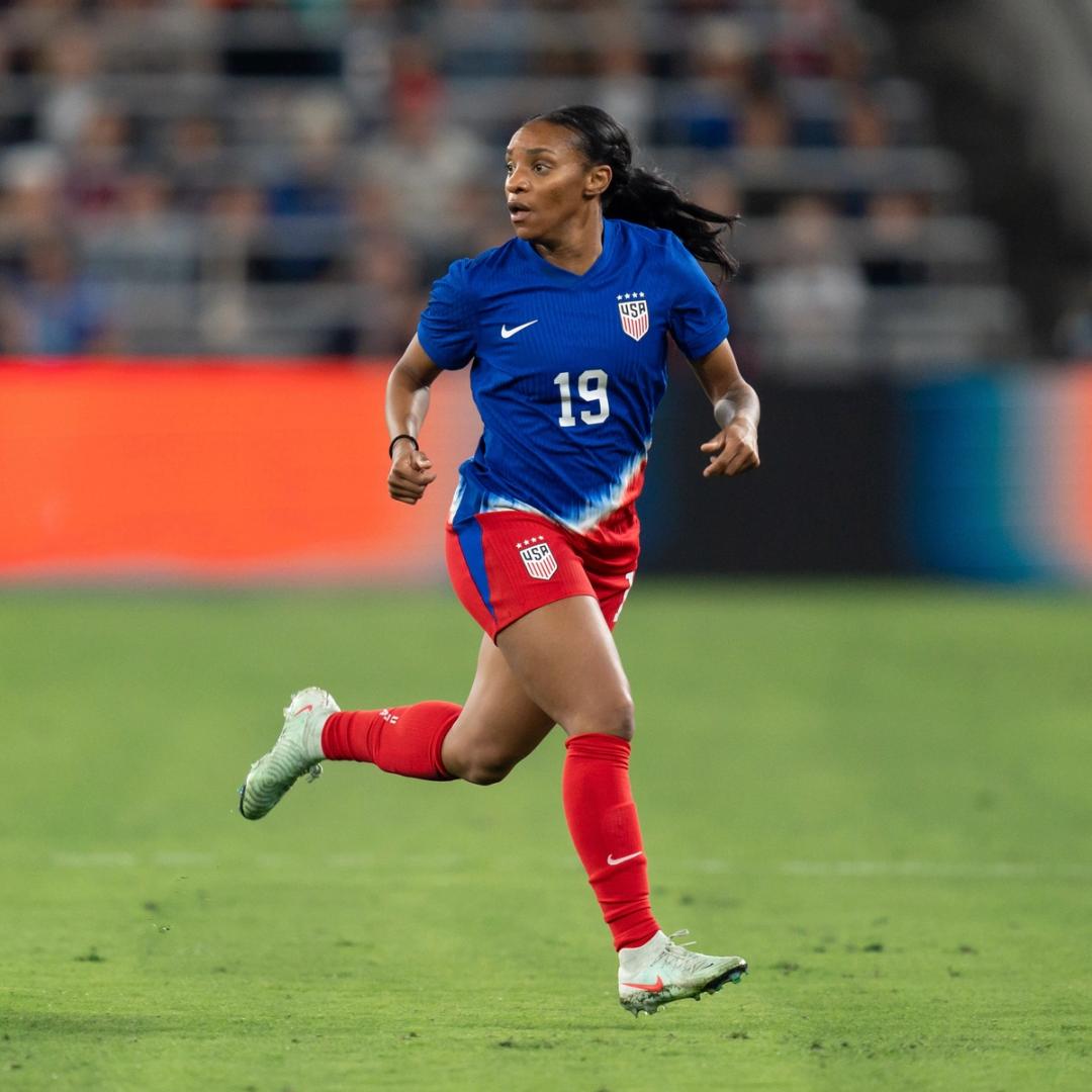 Crystal Dunn: Through the Lens