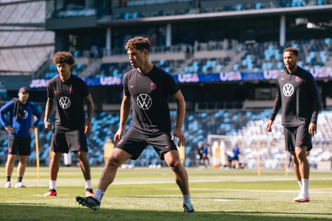 USMNT's Chris Richards (left), Sebastian Berhalter (center) and Auston Trusty (right) at training on Monday at Allianz Field in St. Paul, Minn. (Photo by Taylor Banner/USSF)