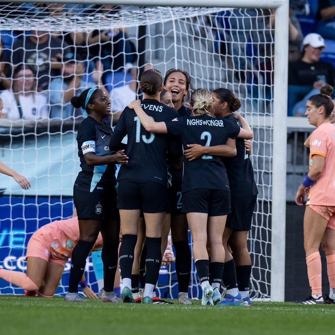USWNT REWIND: Americans Score in Champions League Play, Final Berths to NWSL Postseason Still on the Line Heading Into International Window